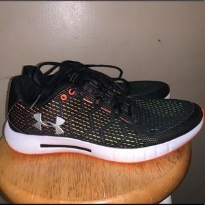 Men's Under Armour shoes 8.5